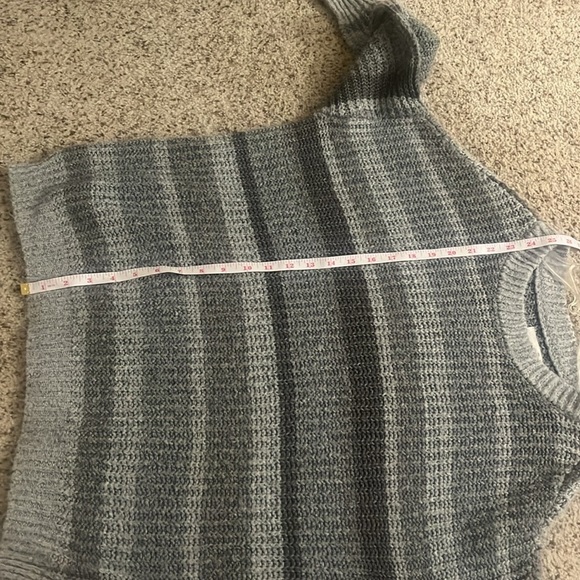 So Striped Gray knit striped crew neck retro y2k Sweater - Picture 5 of 6